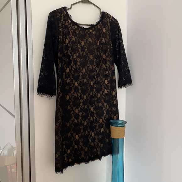 Black lace mini dress - Picture 3 of 6